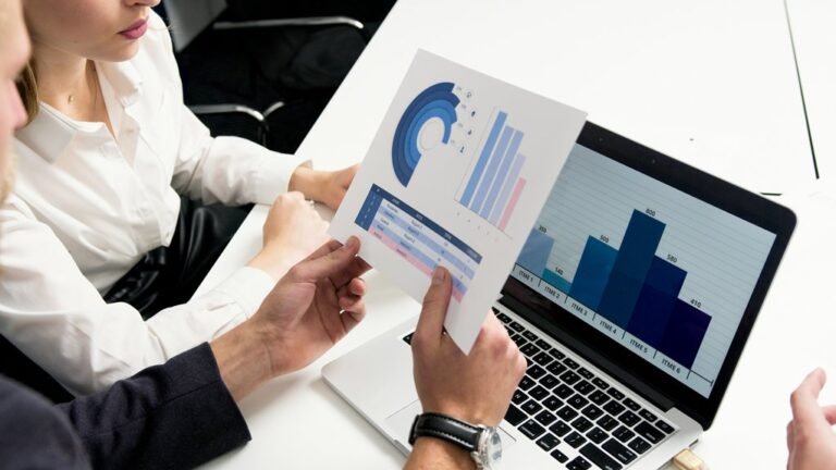 economic trends analysis insights